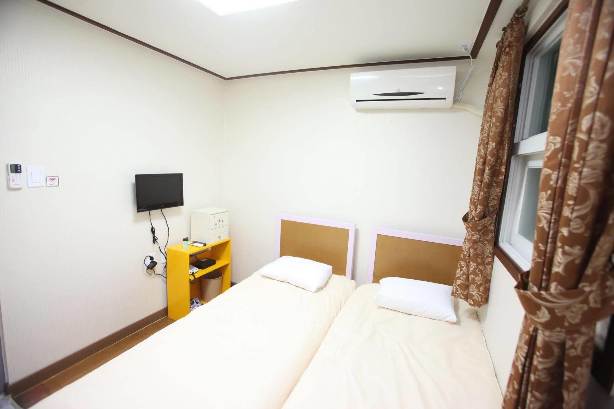 Hotel Kukje Myeongdong House Seoul Exterior foto